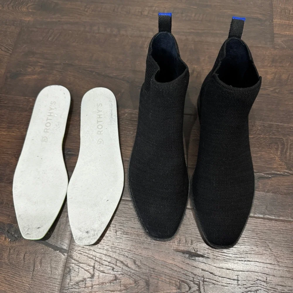 ROTHY'S Merino Wool Black Slip-On Chelsea Ankle Booties Women's SZ 8 - Picture 6 of 6
